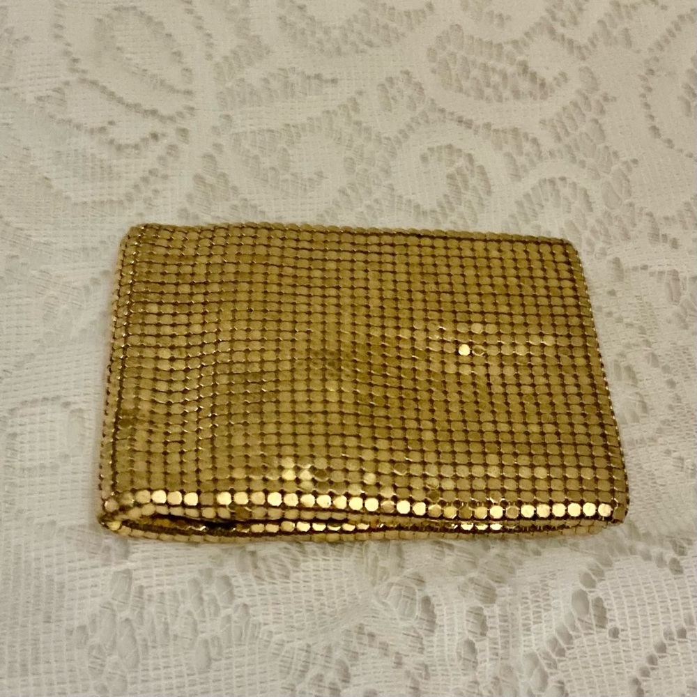 Vintage, Gold Metal Mesh Wallet 4in x 3in